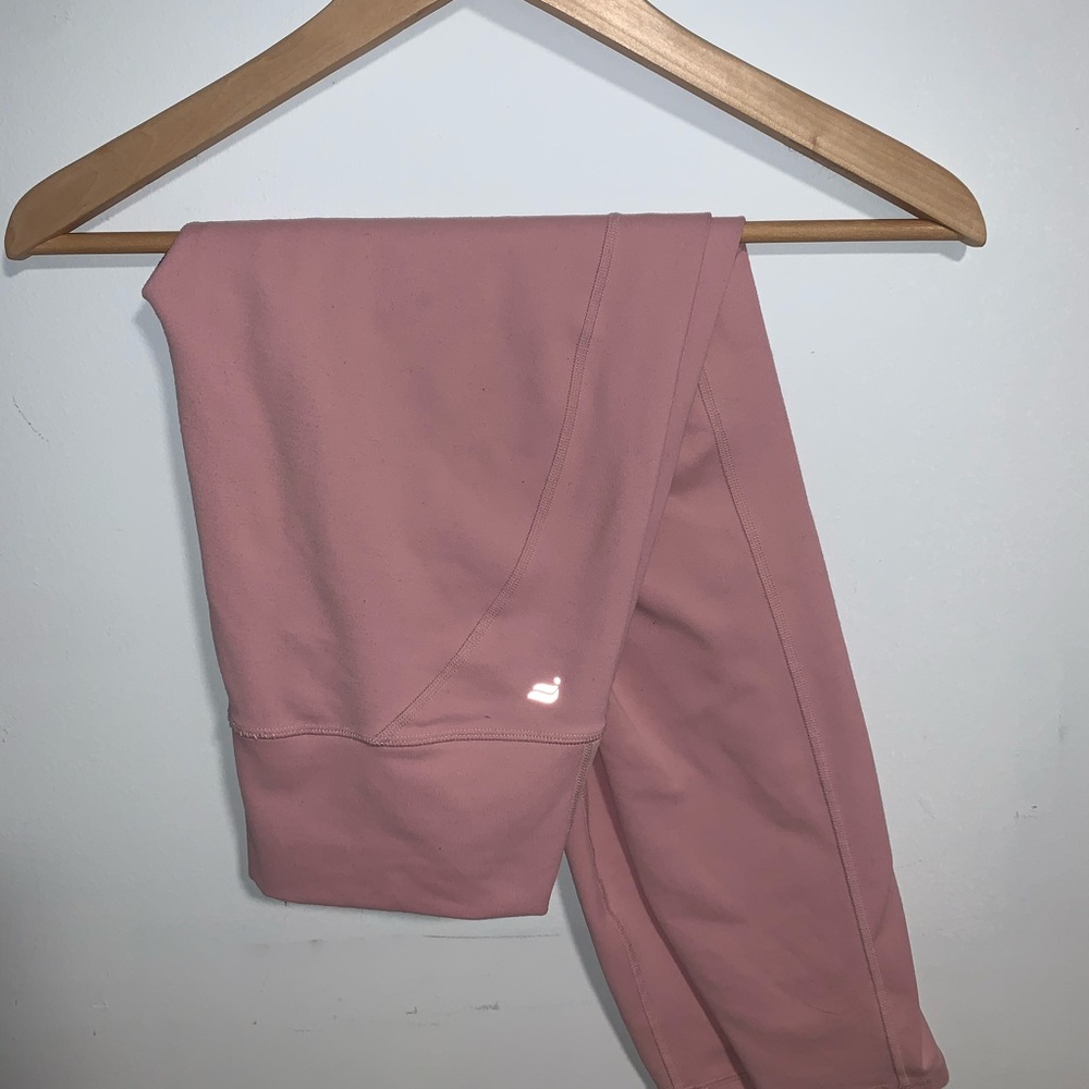 Pink athletic leggings